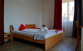 Hotel Cafe Verkehrt - Kultur&Genuss im Schwarzwald